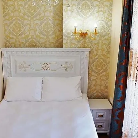 Iq Galatasaray Hotel 3*